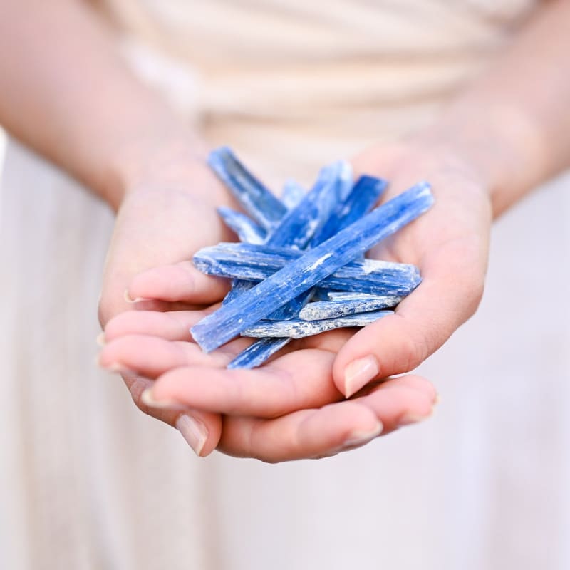 cyanite-bleue-grossiste-lithotherapie