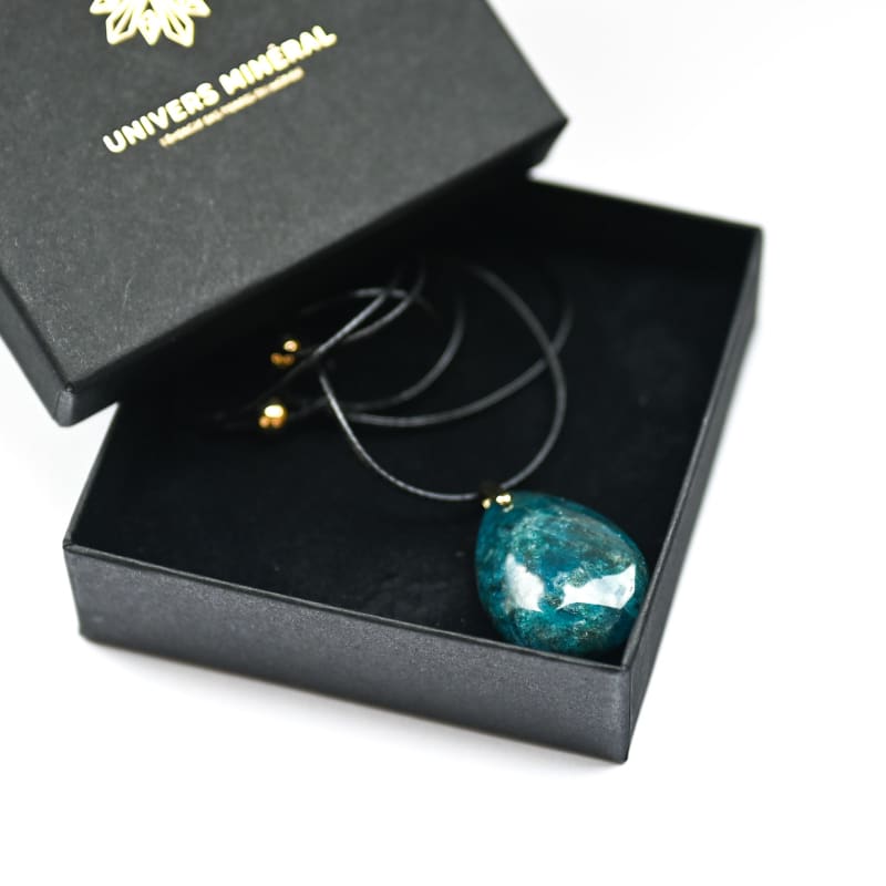 pendentif-apatite-bleue-grossiste-pierre-naturelle