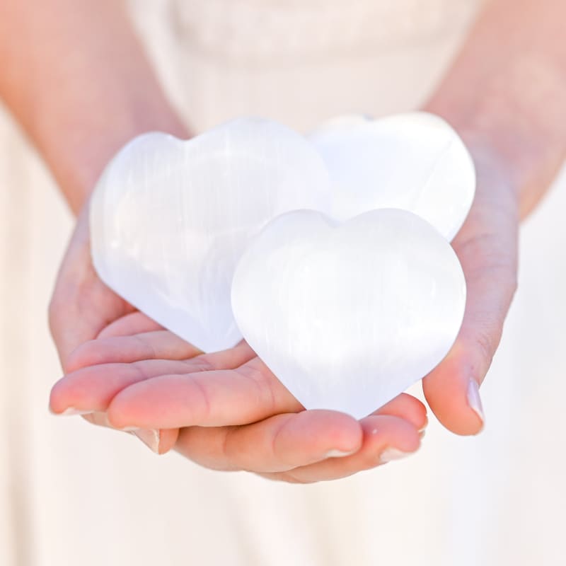 selenite-coeur-grossiste-pierres-naturelles