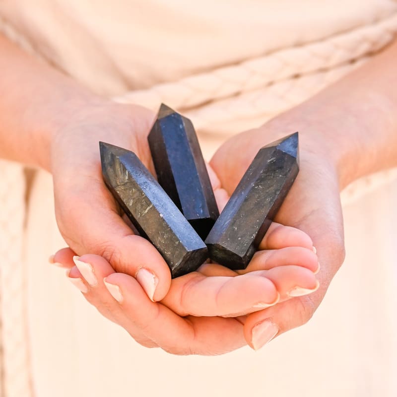 astrophyllite pointe grossiste pierre naturelle