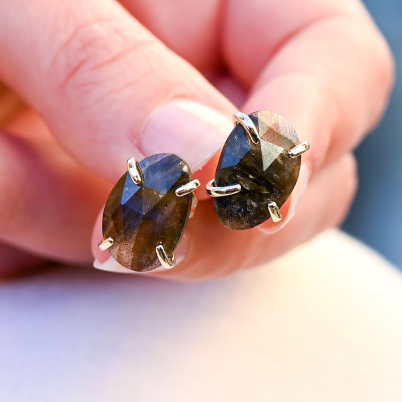 Boucle d'oreille Labradorite-Clou | Grossiste Pierre Naturelle