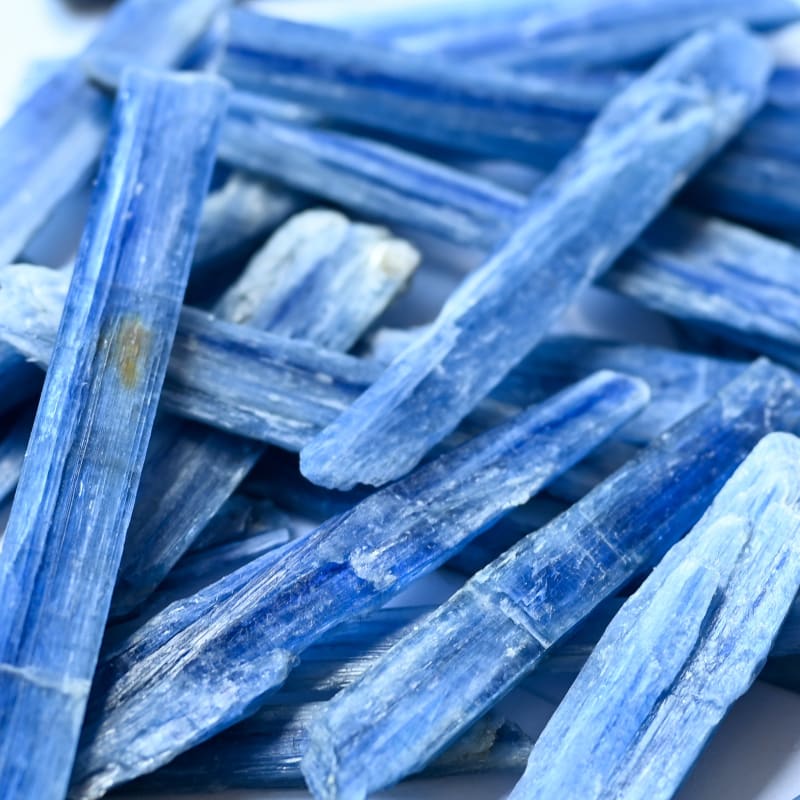 cyanite-bleue-grossiste-en-pierre-naturelle